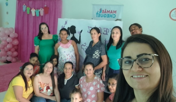 OFICINA DO PAIF PROGRAMA MAMÃE CHEGUEI COM A EQUIPE TECNICA DO CRÁS.