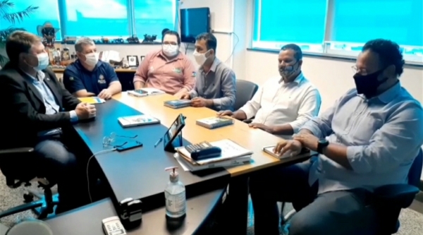 PREFEITO MARCONDES DE CARVALHO E SECRETARIO DE AGRICULTURA DE PARECIS/RO SE REUNEM COM TITULAR DA SEAGRI, EVANDRO PADOVANI.
